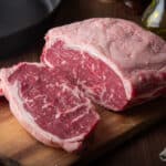 Grainfed Striploin – Mør, Smagfuld og Elegant Steakoplevelse