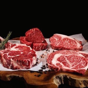 Grainfed ribeye, striploin og mørbrad steaks – tre luksusbøffer i én pakke