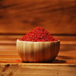 Chili knust mild 110g – tørrede røde chiliflager i klar emballage