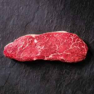 Wagyu steak skåret af tyksteg og inderlår – mør og marmoreret