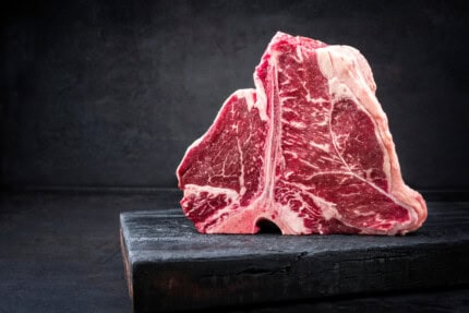 Wagyu T-Bone MBS 6-7